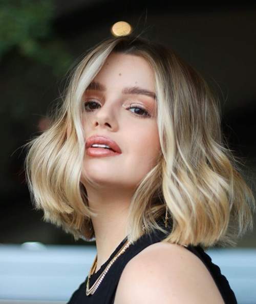 Coupe de cheveux en couches