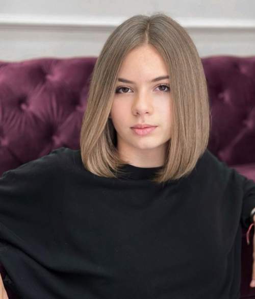 Caret long aux épaules: coupes de cheveux photo 2022, variétés à la mode