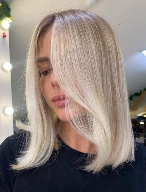 Caret long aux épaules: coupes de cheveux photo 2022, variétés à la mode