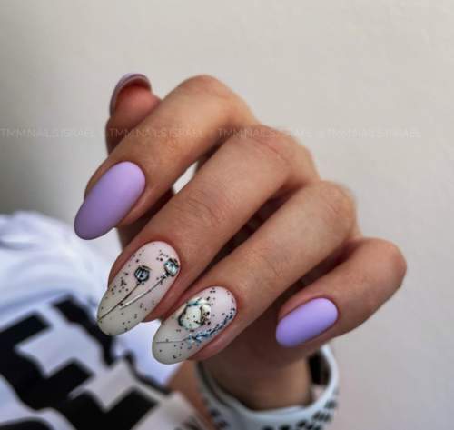 Manucure violette avec dessins
