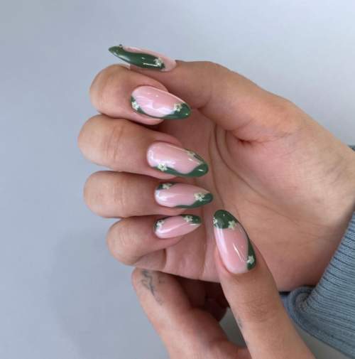 Fleurs d'art d'ongle