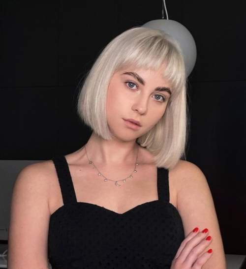 Kare avec une frange