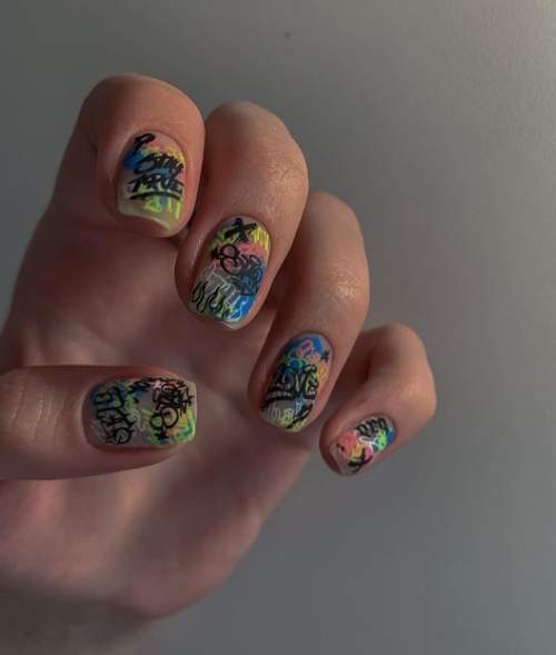Graffitis sur les ongles