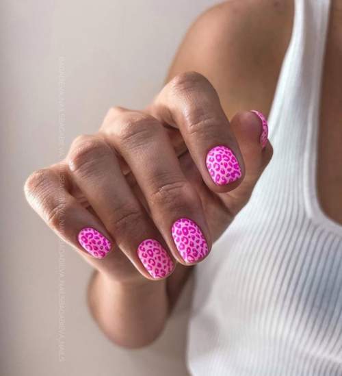 100 idées lumineuses incroyables pour la manucure 2022: nouveaux articles, photos