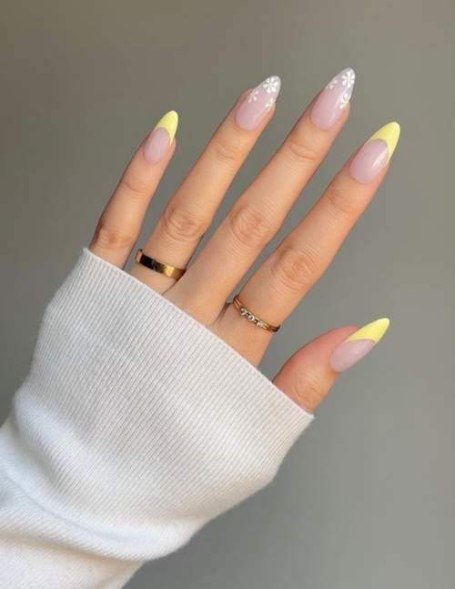 Manucure française jaune 2022: nouveaux designs, photos