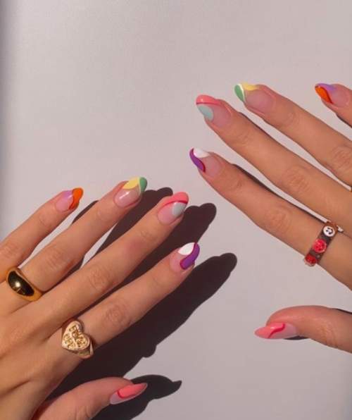 Manucure française jaune 2022: nouveaux designs, photos