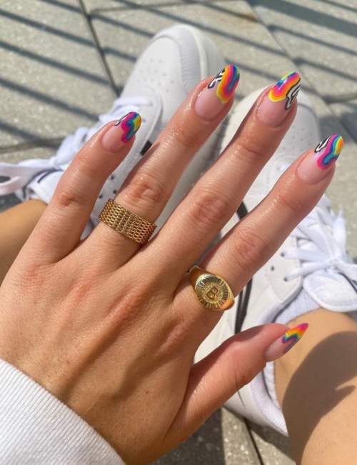 Manucure française jaune 2022: nouveaux designs, photos