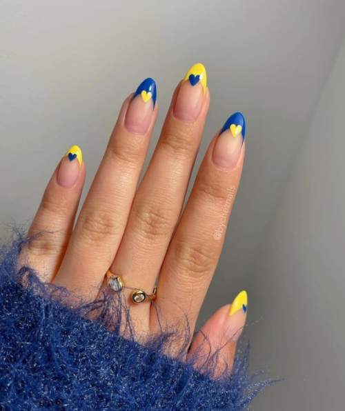 Manucure française jaune 2022: nouveaux designs, photos