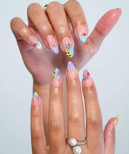 Manucure française jaune 2022: nouveaux designs, photos