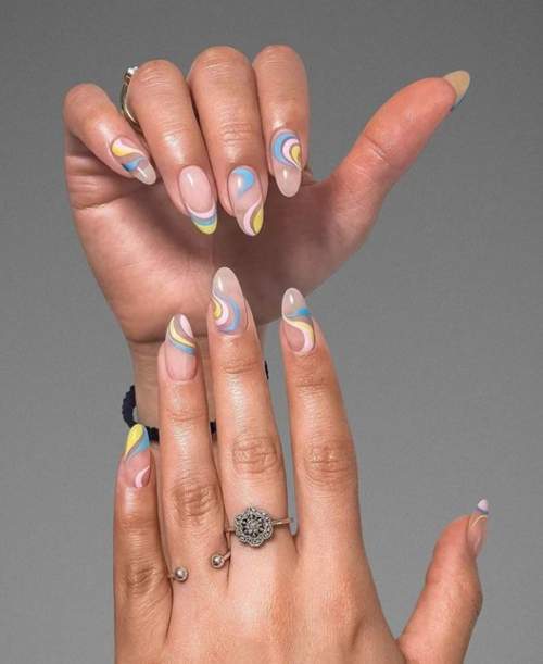 Manucure française jaune 2022: nouveaux designs, photos