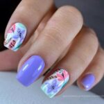 Beaux dessins sur les ongles
