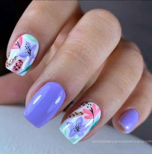 Beaux dessins sur les ongles