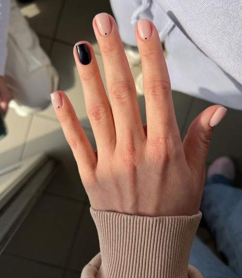 Manucure d'entreprise 2022: photo de conception d'ongles pour le travail