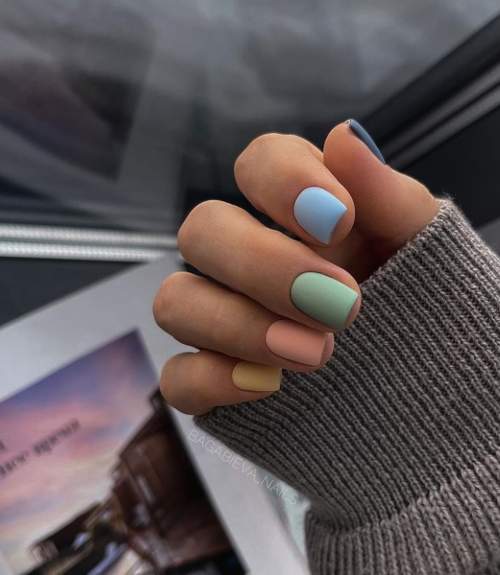 Manucure d'entreprise 2022: photo de conception d'ongles pour le travail