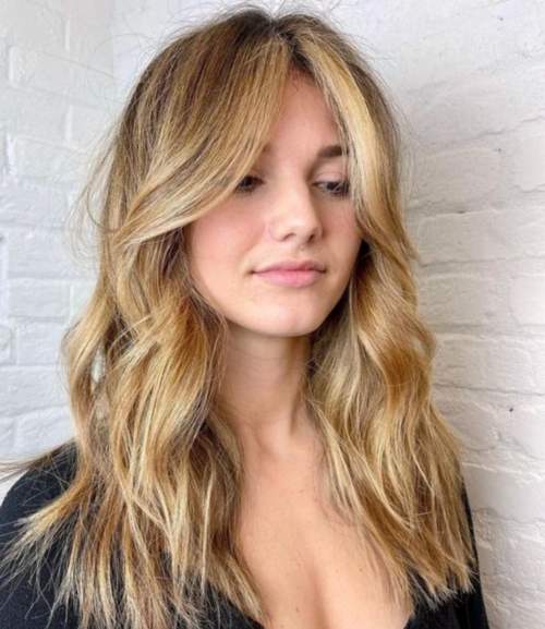 Rideau Bangs 2022 avec coupes de cheveux actuelles: photos, tendances