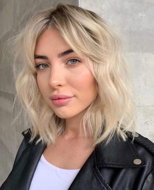 Rideau Bangs 2022 avec coupes de cheveux actuelles: photos, tendances