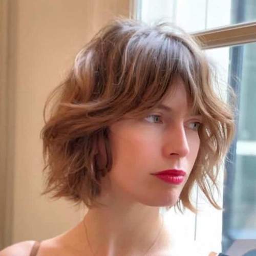 Rideau Bangs 2022 avec coupes de cheveux actuelles: photos, tendances