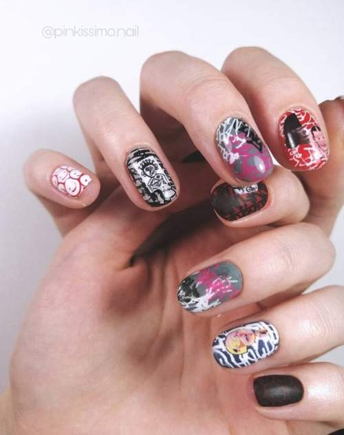 Nail art graffiti ongles courts
