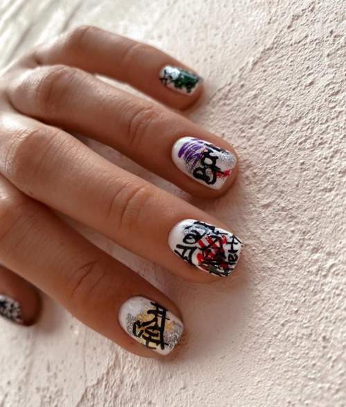 Graffiti sur fond blanc