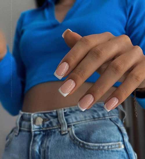 Manucure française pour l'obtention du diplôme