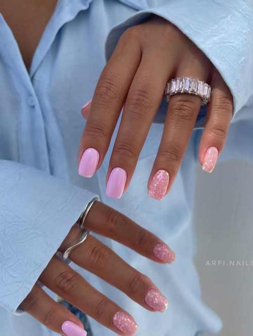 Conception d'ongles roses d'un diplômé de l'école