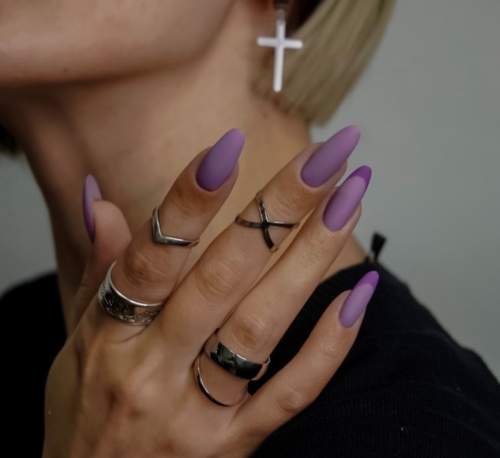 Manucure pour l'obtention du diplôme 2022 : 9e, 11e année, nouveautés, photos