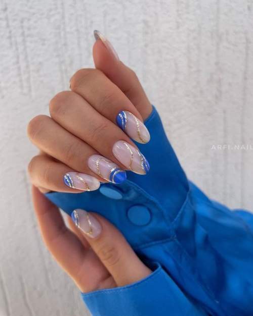 Manucure pour l'obtention du diplôme 2022 : 9e, 11e année, nouveautés, photos