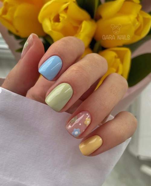 Manucure pour l'obtention du diplôme 2022 : 9e, 11e année, nouveautés, photos