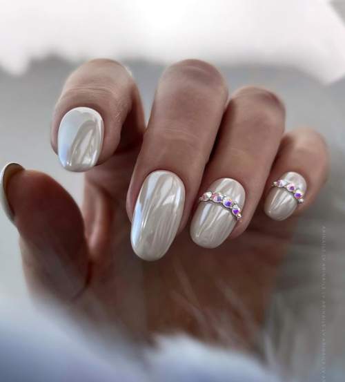 Manucure pour l'obtention du diplôme 2022 : 9e, 11e année, nouveautés, photos