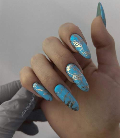 Manucure pour l'obtention du diplôme 2022 : 9e, 11e année, nouveautés, photos