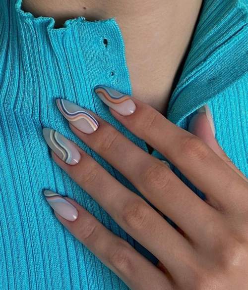 Manucure pour l'obtention du diplôme 2022 : 9e, 11e année, nouveautés, photos