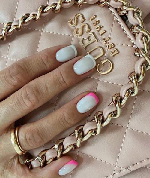 Manucure pour l'obtention du diplôme 2022 : 9e, 11e année, nouveautés, photos