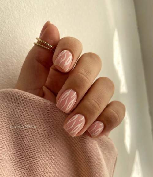 ongles de zèbre blanc