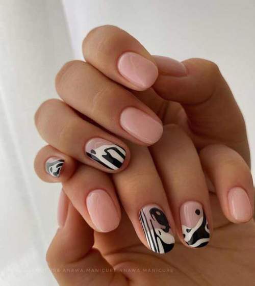 Zèbre sur les ongles