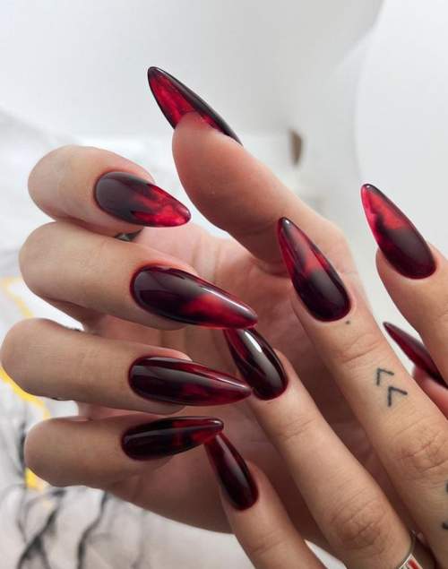 Manucure aux amandes de Bourgogne