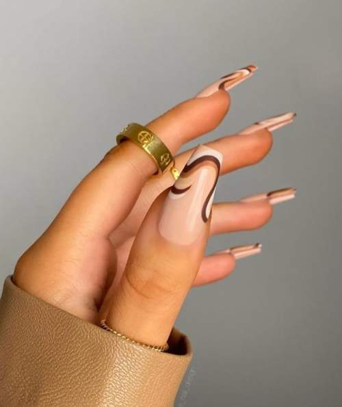 Ongles design carré automne