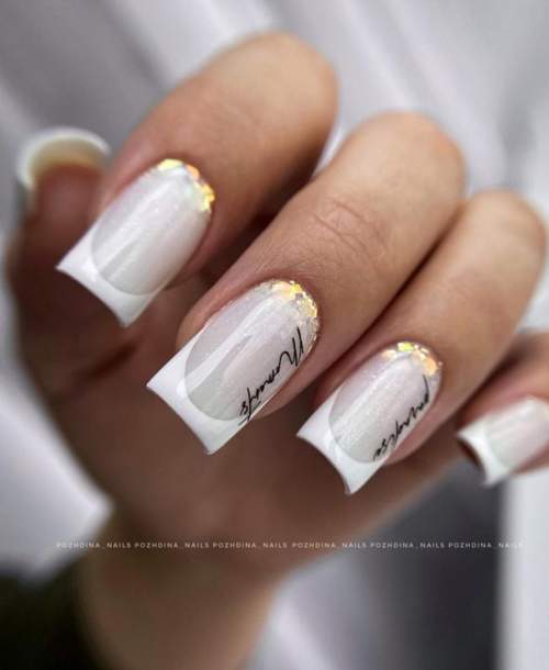 Manucure automne 2022 sur une forme carrée : l'actualité mode