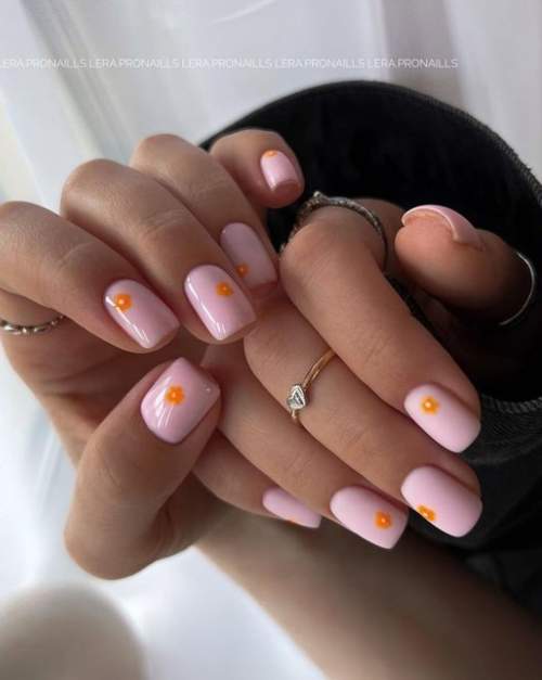 Manucure automne 2022 sur une forme carrée : l'actualité mode