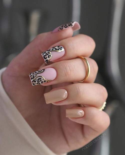 Manucure automne 2022 sur une forme carrée : l'actualité mode