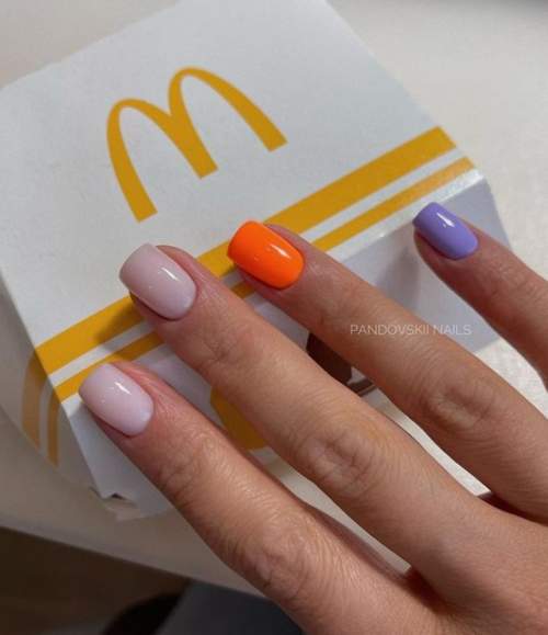 Manucure automne 2022 sur une forme carrée : l'actualité mode