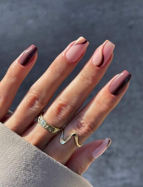 Manucure automne 2022 sur une forme carrée : l'actualité mode