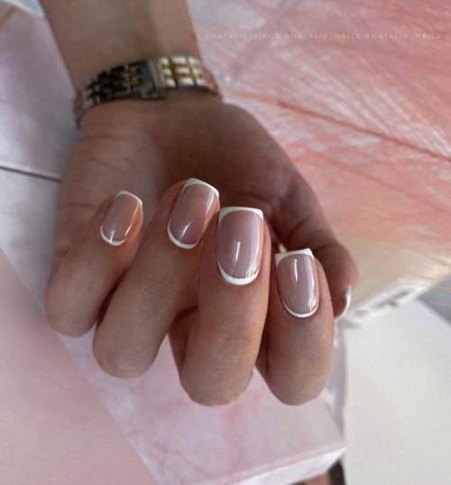 Manucure automne 2022 sur une forme carrée : l'actualité mode