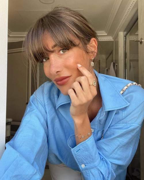 Bangs réels 2023: photos, types à la mode, tendances