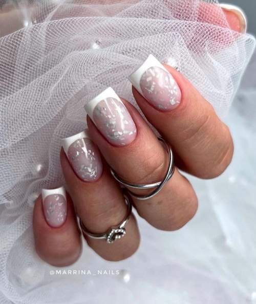 Veste du Nouvel An 2023: manucure pour l'année du Lapin d'Eau