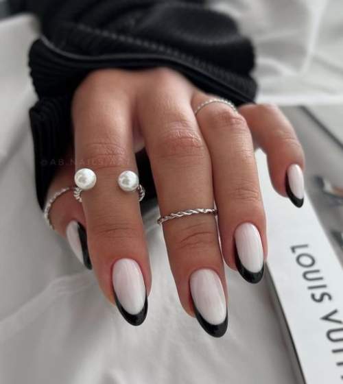 Veste du Nouvel An 2023: manucure pour l'année du Lapin d'Eau