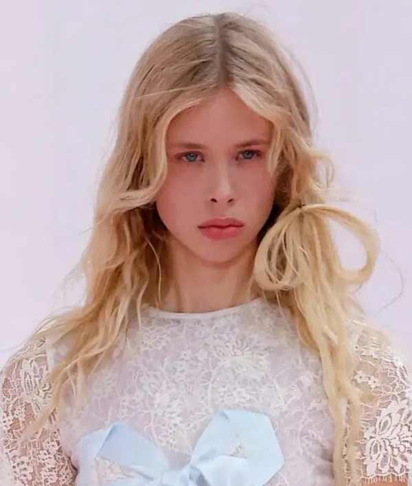 Coiffure style adolescent