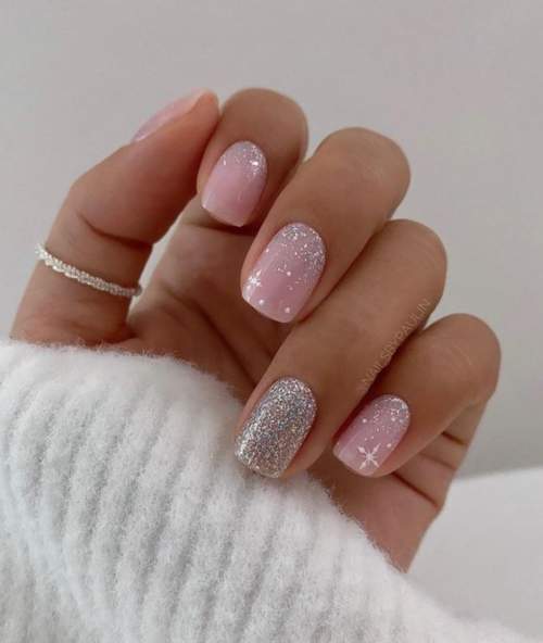 Manucure nue avec design 2023: photos, actualités