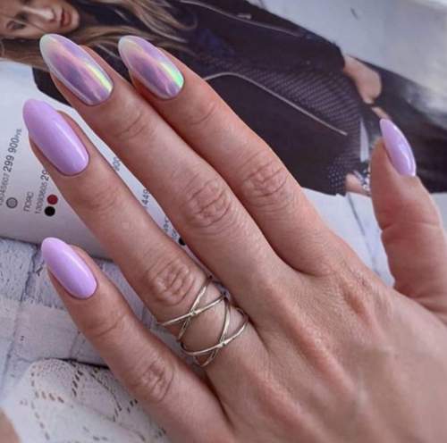 Frotter dans la conception des ongles