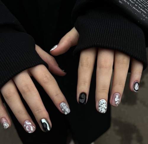 Frotter dans la conception des ongles 2023: photo d'une nouvelle manucure