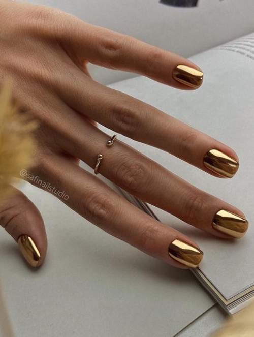 Frotter dans la conception des ongles 2023: photo d'une nouvelle manucure